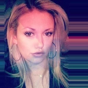 Meet your Posher, Aleena